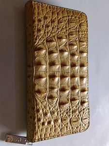 Crocodile Ki Khal se Bna Hua Bag h