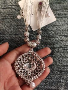 Silver White Necklace Set