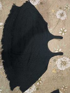 Black Sleeveless Top