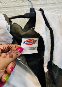 🇮🇹 Dickies Imported Camo Print Jacket