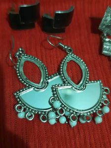 Earrings Set