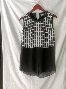 Top Black