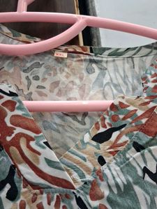 Patterned Short Sleeve Top