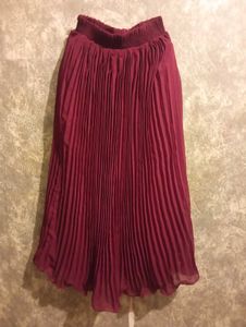 Skirt With Tshirt