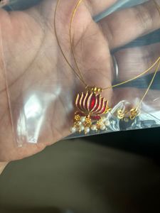 Trending Invisible Lotus Pendent Red