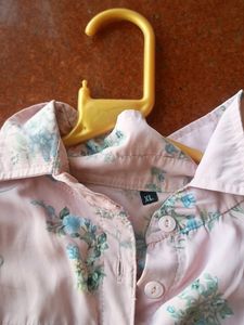 It's A Beautiful Pink Blousan Kind Of Top