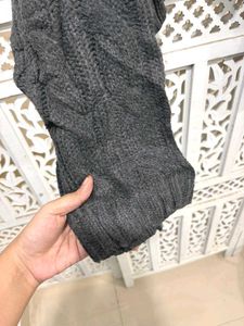 Crop Oversized Cable Knit Sweater A