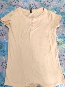 Max Tshirt In Peach Colour