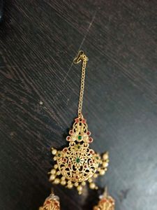 Earings With Mangteeka
