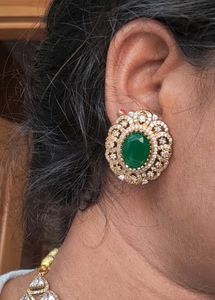 Sujana Ad Neck Set