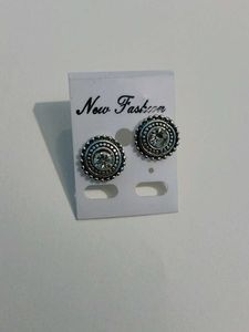 One Pair Earing