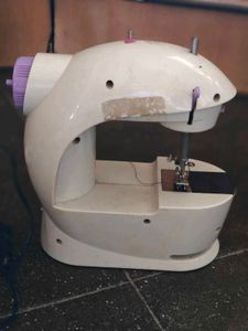 Mini Sewing Machine