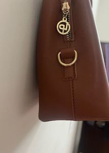 Linoperros Handbag