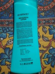 Everwe Sunscreen Lotion SPF 30