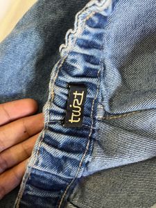 High Waisted Jeans