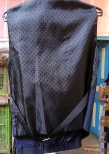 Boys Suit And Blazer Set.Like New.