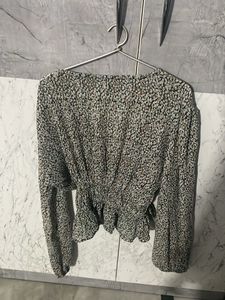 Korean Style Floral Print Tie Front Crop Top