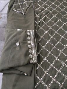 Pakistani Suits