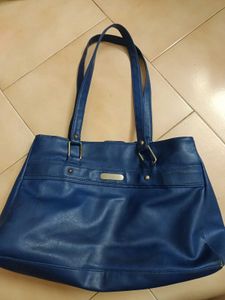 Blue Shoulder/ Handbag 💙