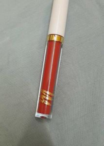 Myglamm LIT Liquid Matte Lipstick
