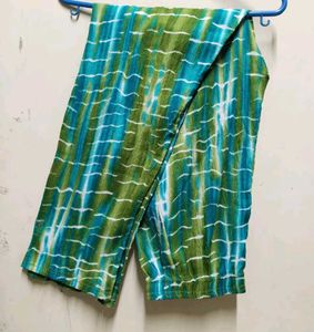 Green &amp; Blue Cordset 10/10 New