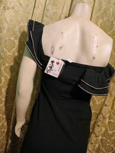 Elegant Black Slit Maxi Dress