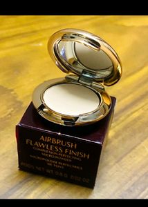 Charlotte Tilbury Compact