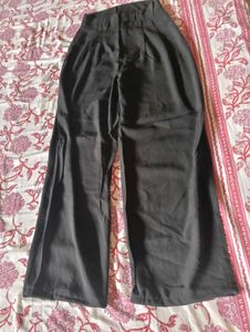 Korean Style Pant With Sleeveless Cute Top