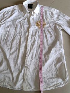 White Shirt Lion Embroidery