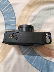 [Yashica MD-35F Motorwind Camera 📷]