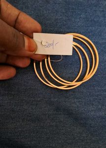 Set of 4 Elegant Gold-Plated Bangle Se