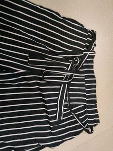 Striped Tie-Cuff Pants