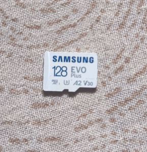 Samsung 128 GB Microsd Card