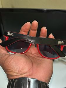 Ray-Ban Wayfarer Sunglasses