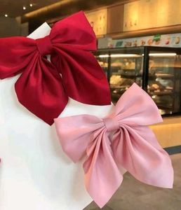 🎀LARGE SATIN ALLIGATOR CLIPS BOW🎀