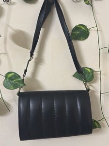 Chic Black Crossbody Bag