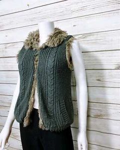 H&amp;M Faux Fur Trim Vest