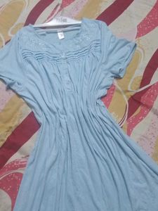🥱😴😴Vintage Blue Embroidered Nightgown