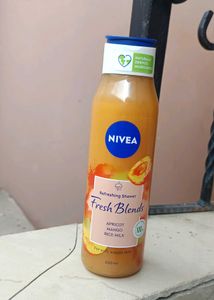 NIVEA SHOWER GEL