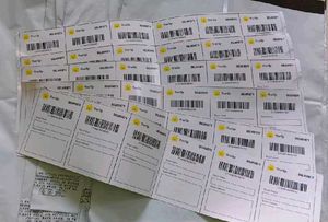 50 sticky shipping labels.( Xpressbees)