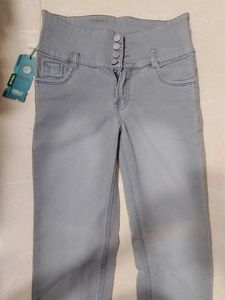 Gray High-Waisted Jeans