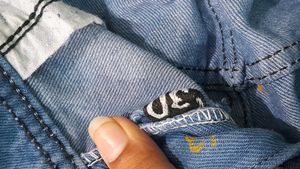 Baggy Strecheble Denim Bottom