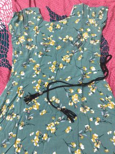 Floral Print Dress with Belt