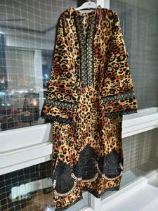 Og pakistani patch work suit ( lawn)