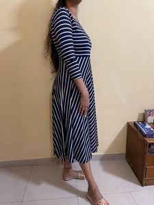 Price  Drop! Metro fasion Women flared