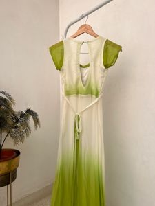 Green front slit maxi dress with button details💚