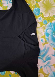 Stylish Black Long Sleeve Top