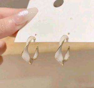 Chic White &amp; Gold Hoops
