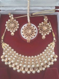 Elegant Pearl & Goldtone Jewelry Set