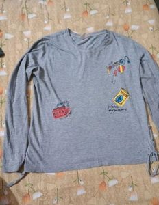 Only 150🥳Graphic Print Grey T-Shirt